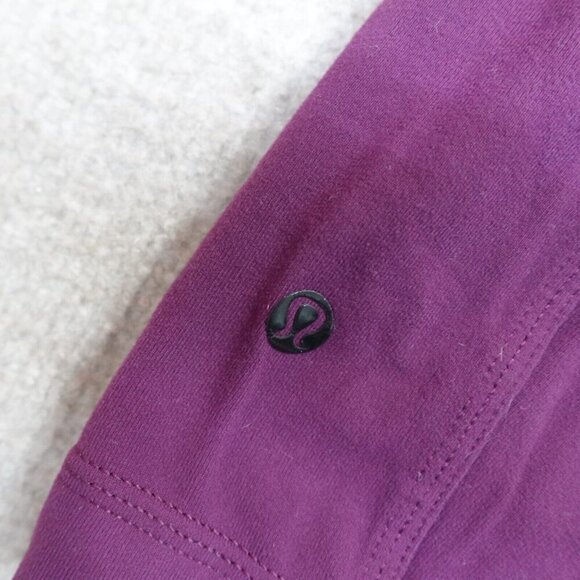 Lululemon Shorts Large Purple Red  Gray Solid Unlined 10" Fuchsia City Sweat - Picture 11 of 11